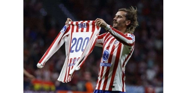 Antoine Griezmann marcou o seu 200º golo pelo Atlético de Madrid Antoine Griezmann marcou o seu 200º golo pelo Atlético de Madrid